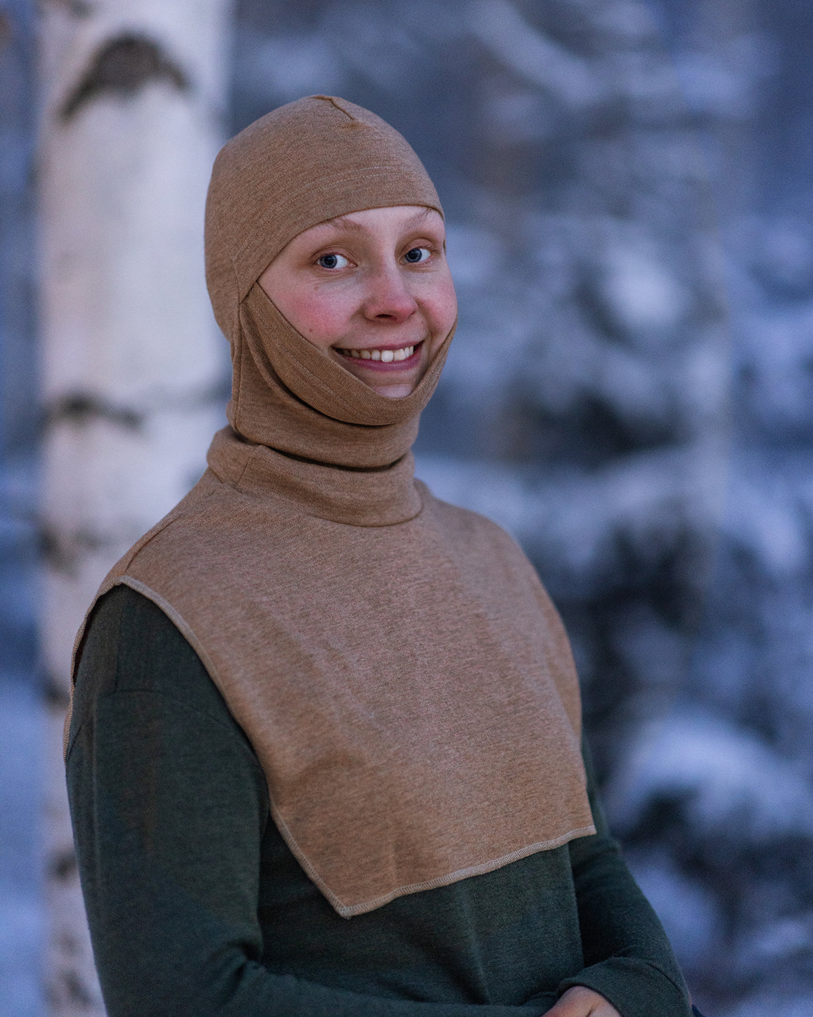 Fariini kypärälakki / kauluri talvella