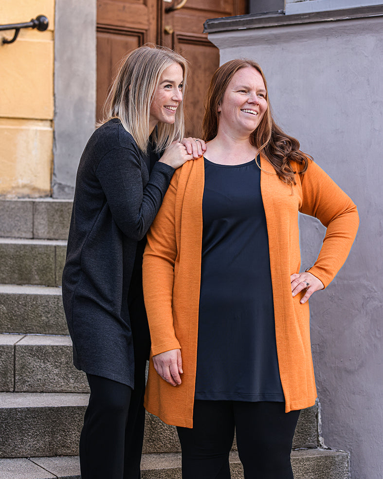 LEMPI - MERINO CARDIGAN, BLACK