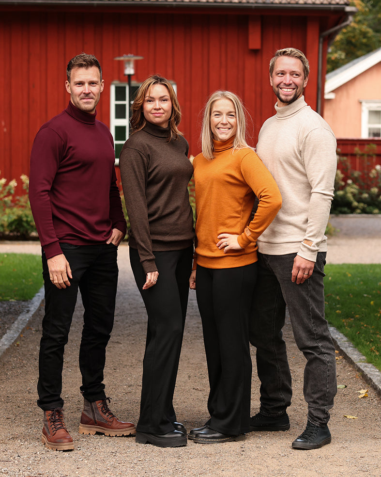 Pooloja useammassa eri värissä koossa XS-4XL