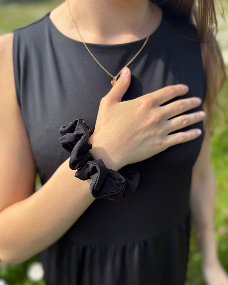 COOLMAX HAIR SCRUNCHIE