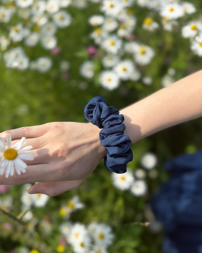 COOLMAX HAIR SCRUNCHIE