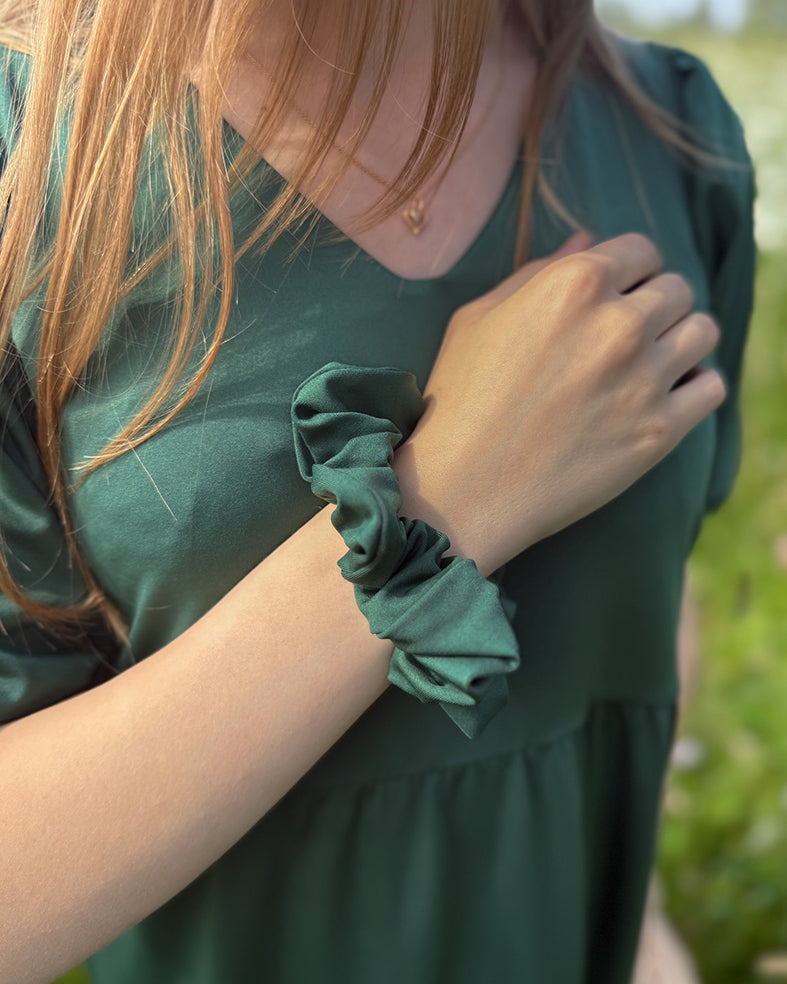 COOLMAX HAIR SCRUNCHIE